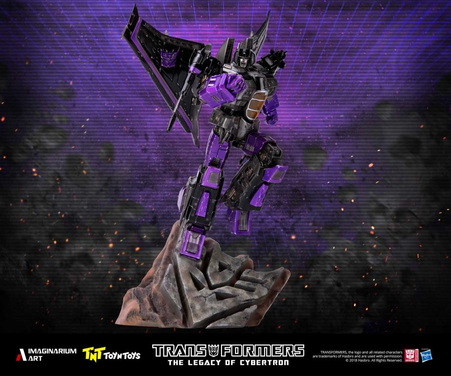 Transformers: Legacy Of Cybertron Skywarp Limited Edition Statue Gallery Image 4