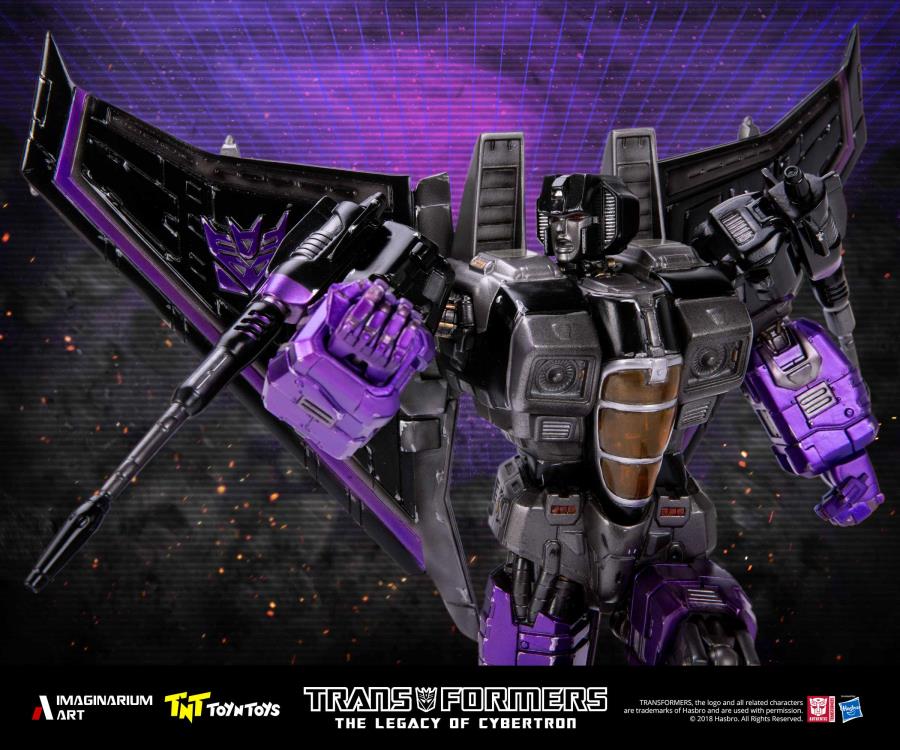 Transformers: Legacy Of Cybertron Skywarp Limited Edition Statue Gallery Image 13