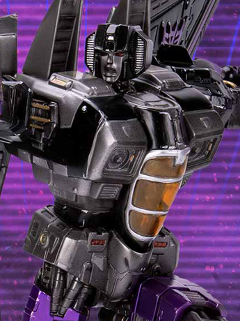 Transformers: Legacy Of Cybertron Skywarp Limited Edition Statue Gallery Image 2