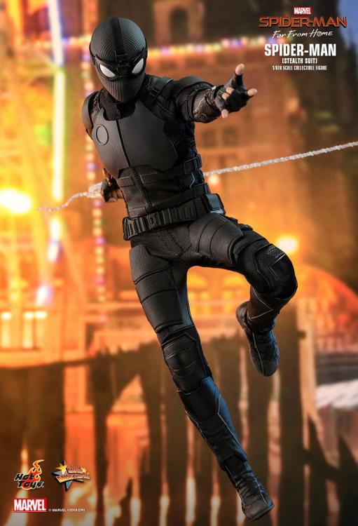 Spider-Man: Far From Home MMS540 Spider-Man (Stealth Suit) 1/6th Scale Collectible Figure Gallery Image 7