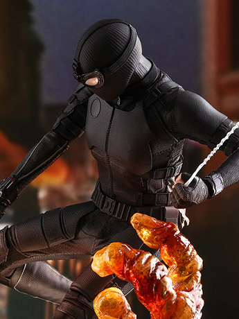 Spider-Man: Far From Home MMS541 Spider-Man (Stealth Suit) Deluxe 1/6th Scale Collectible Figure Gallery Image 2