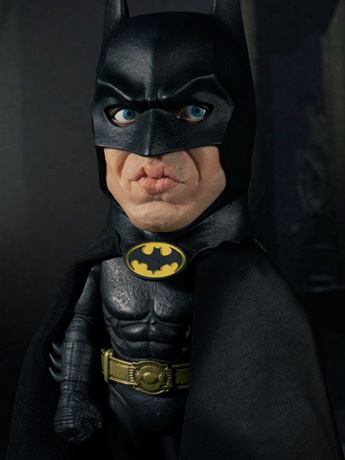 Batman Mezco Designer Series Deluxe Batman Gallery Image 2