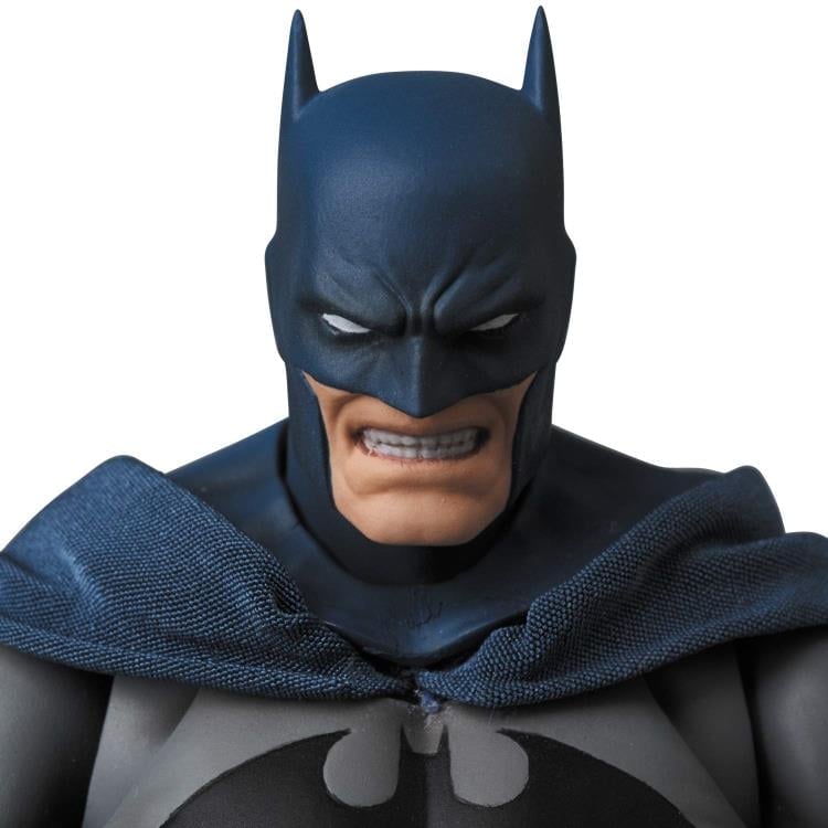 Batman: Hush MAFEX No.105 Batman Action Figure Toy