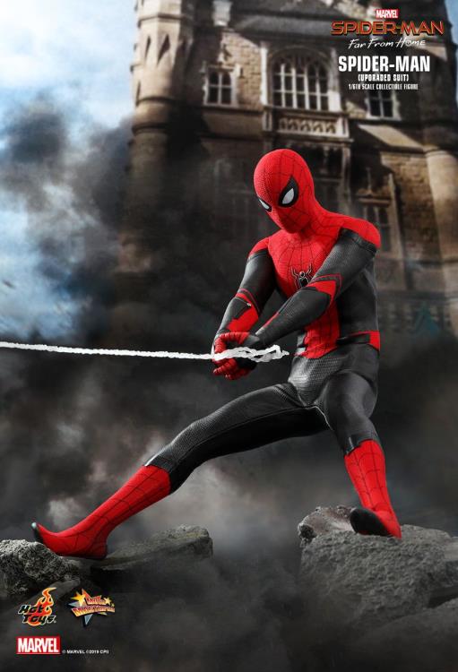 Spider-Man: Far From Home MMS542 Spider-Man (Upgraded Suit) 1/6th Scale Collectible Figure Gallery Image 17