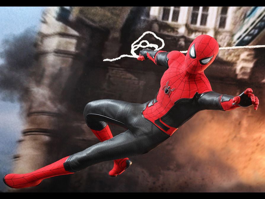 Spider-Man: Far From Home MMS542 Spider-Man (Upgraded Suit) 1/6th Scale Collectible Figure Gallery Image 10