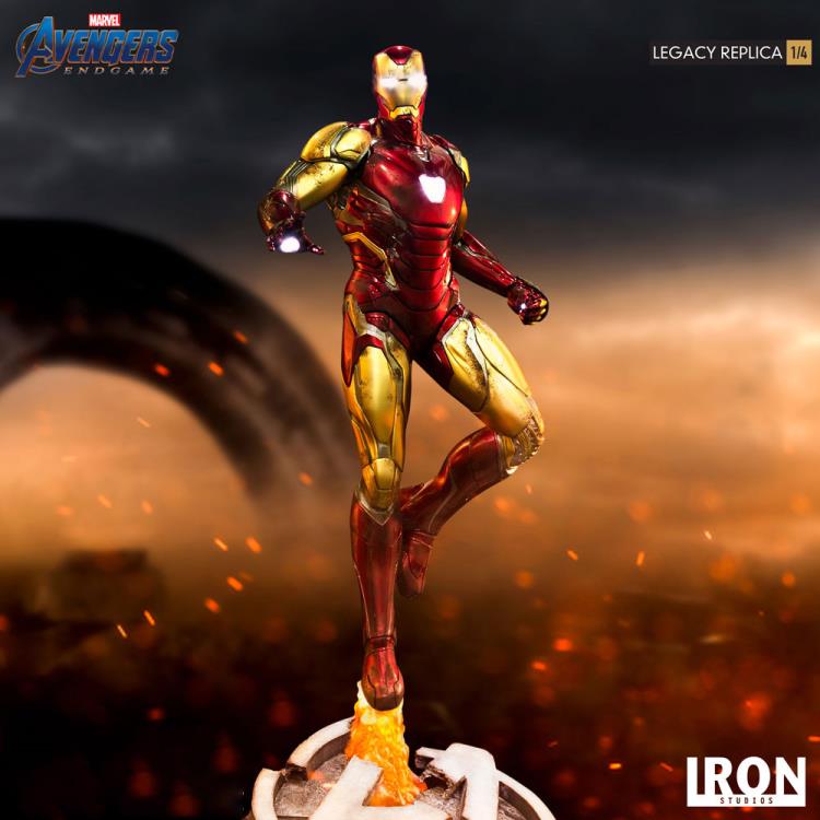Avengers: Endgame Legacy Replica Iron Man Deluxe 1/4 Scale Limited Edition Statue Gallery Image 5