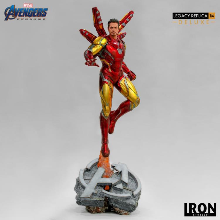Avengers: Endgame Legacy Replica Iron Man Deluxe 1/4 Scale Limited Edition Statue Gallery Image 9