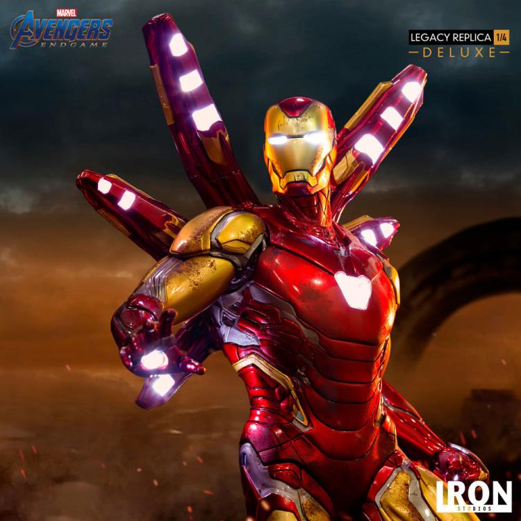 Avengers: Endgame Legacy Replica Iron Man Deluxe 1/4 Scale Limited Edition Statue Gallery Image 18