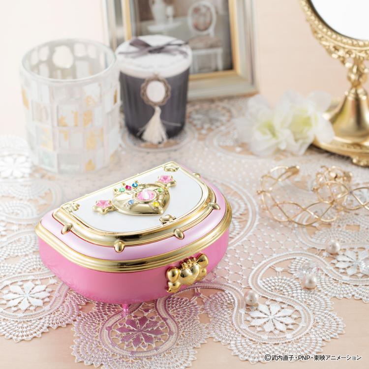 Sailor Moon S Moon Rainbow Exclusive Music Box Gallery Image 3