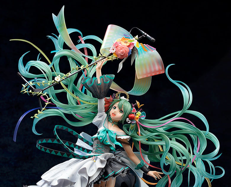 Vocaloid Hatsune Miku (Memorial Dress Ver.) 1/7 Scale Figure