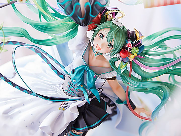 Vocaloid Hatsune Miku (Memorial Dress Ver.) 1/7 Scale Figure