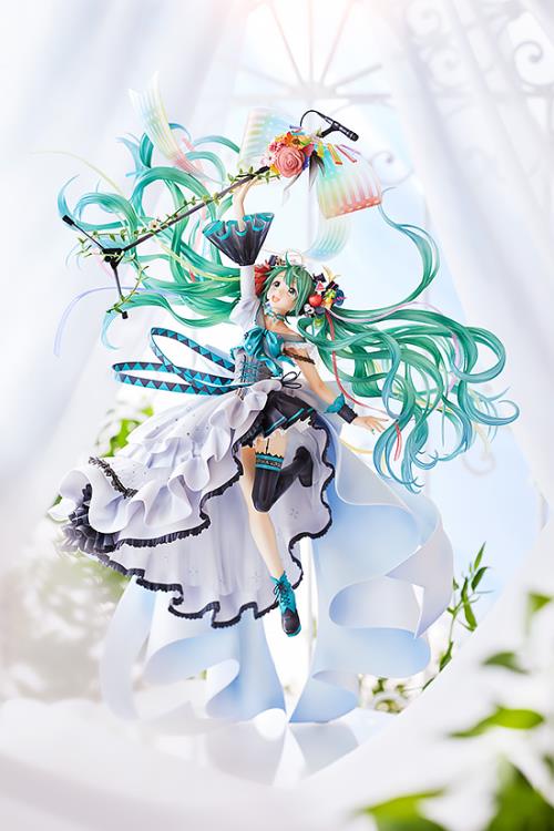 Vocaloid Hatsune Miku (Memorial Dress Ver.) 1/7 Scale Figure