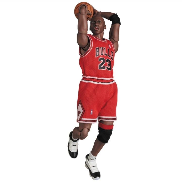 Michael Jordan MAFEX No.100 Action Figure Gallery Image 6