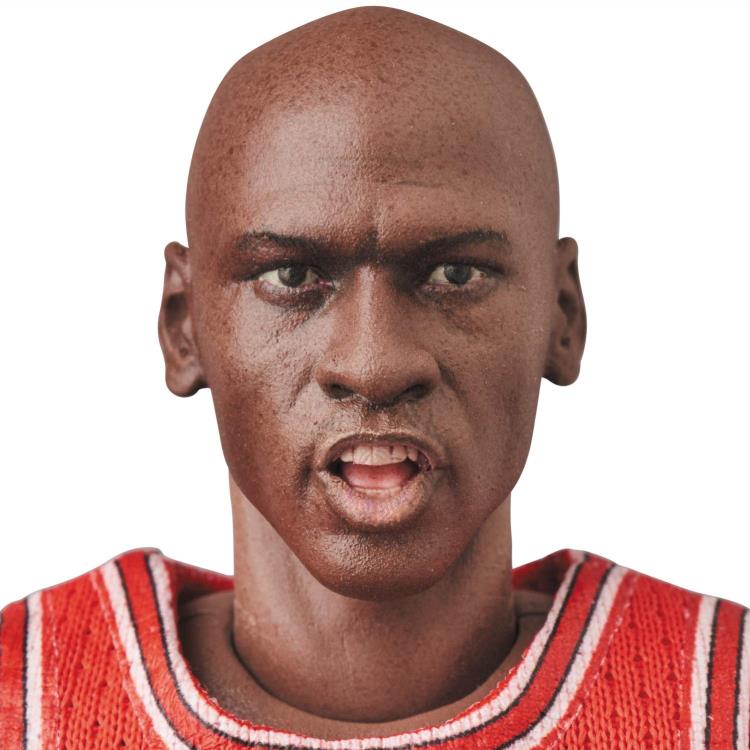 Michael Jordan MAFEX No.100 Action Figure Gallery Image 11