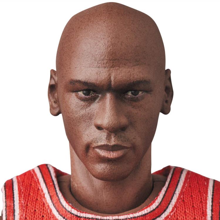 Michael Jordan MAFEX No.100 Action Figure Gallery Image 10