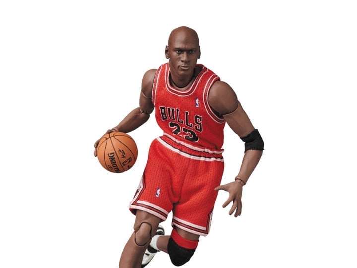 MAFEX No. 100 Michael Jordan Chicago Bulls Action Figure