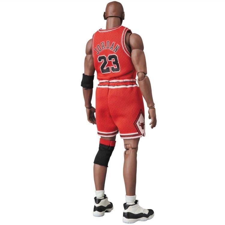 Michael Jordan MAFEX No.100 Action Figure Gallery Image 5