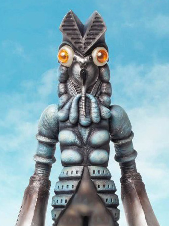 Ultraman Alien Baltan Jumbo Figure Gallery Image 2