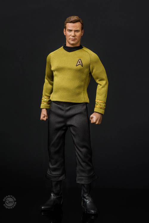 Star Trek: The Original Series Captain Kirk 1/6 Scale Limited Edition Figure Gallery Image 4