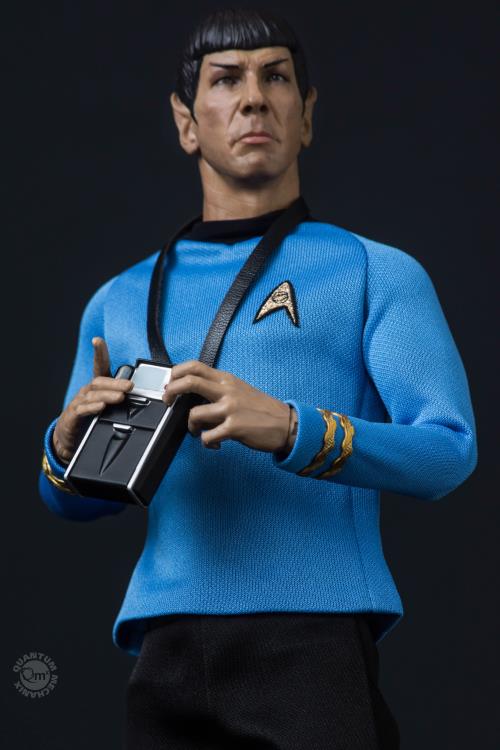 Star Trek: The Original Series Spock 1/6 Scale Limited Edition Figure Gallery Image 6