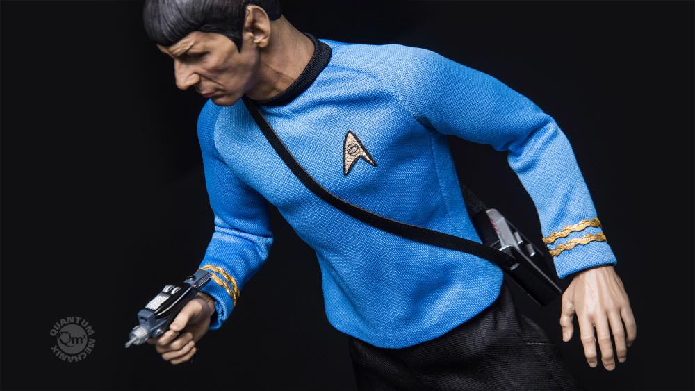 Star Trek: The Original Series Spock 1/6 Scale Limited Edition Figure Gallery Image 8