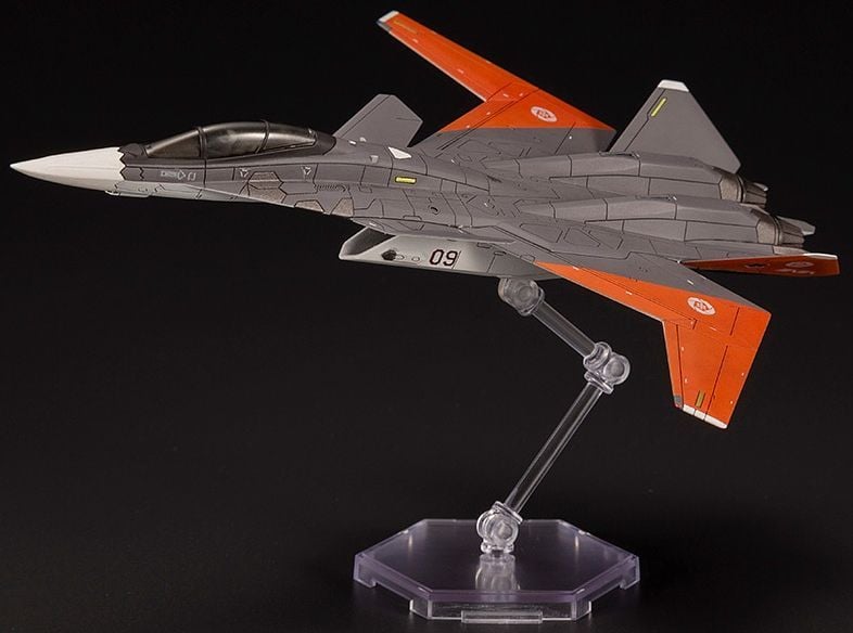 Ace Combat 7: Skies Unknown X-02S 1/144 Scale Model Kit