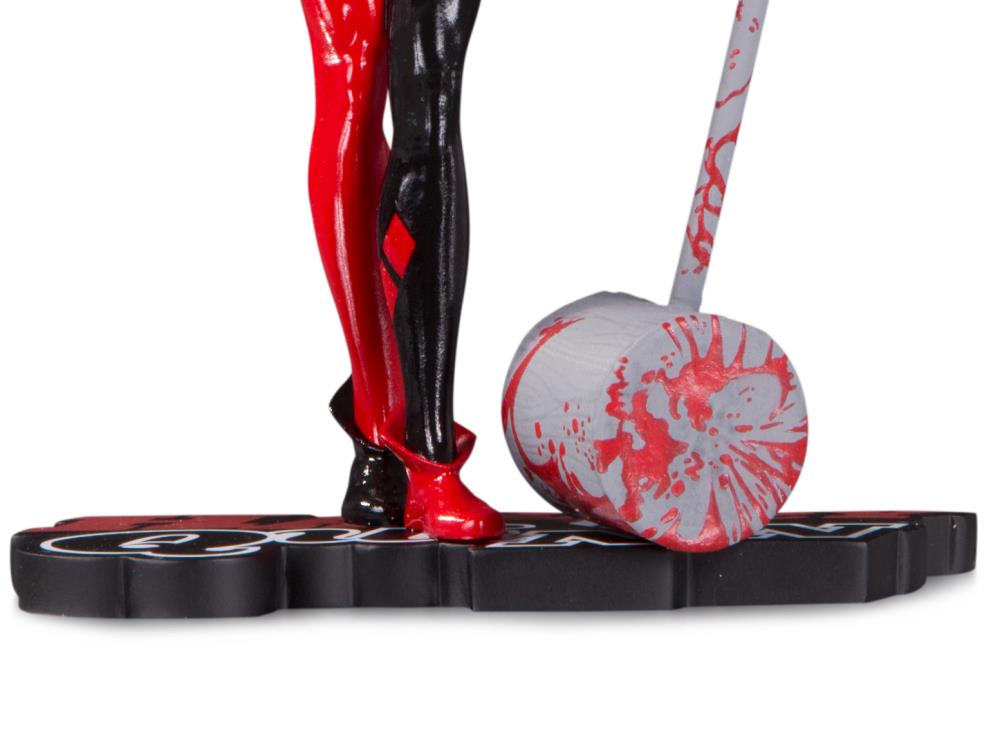 DC Comics Red White & Black Harley Quinn Limited Edition Statue (Adam Hughes) Gallery Image 8