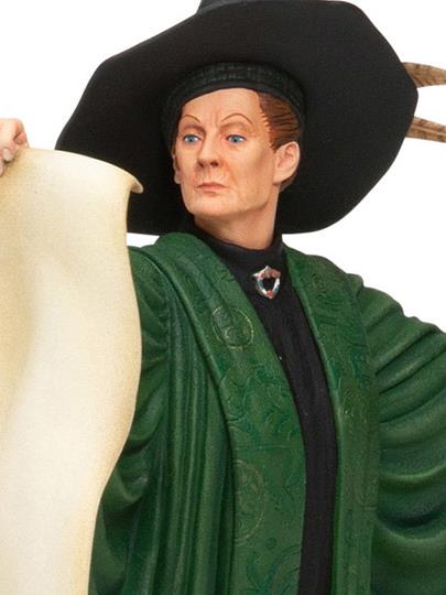 Wizarding World of Harry Potter Professor McGonagall Figurine Gallery Image 2