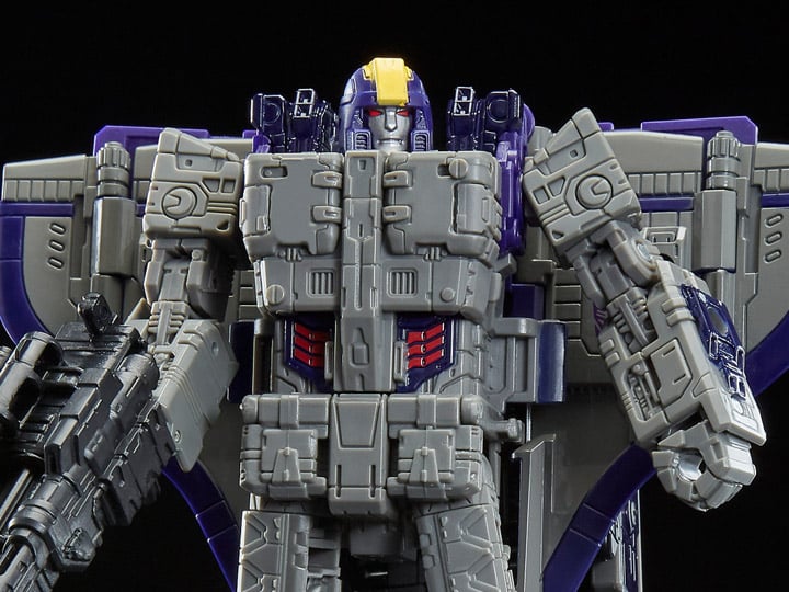 Transformers War for Cybertron: Siege Leader Astrotrain Gallery Image 1