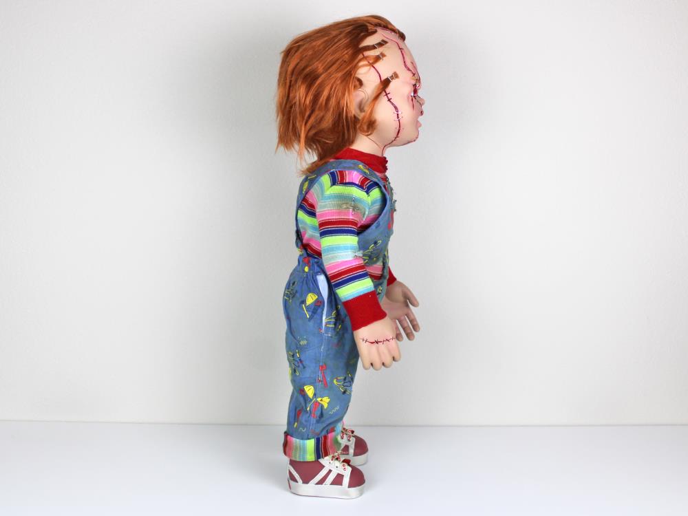Bride of Chucky Life-Size Chucky Replica Gallery Image 6