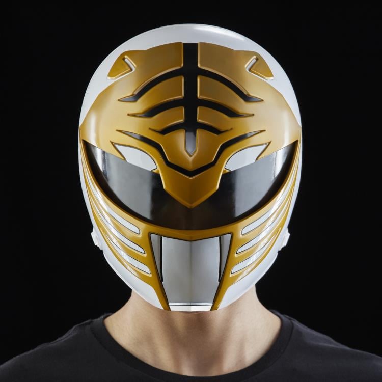 Mighty Morphin Power Rangers Lightning Collection White Ranger 1:1 Scale Wearable Helmet Gallery Image 9