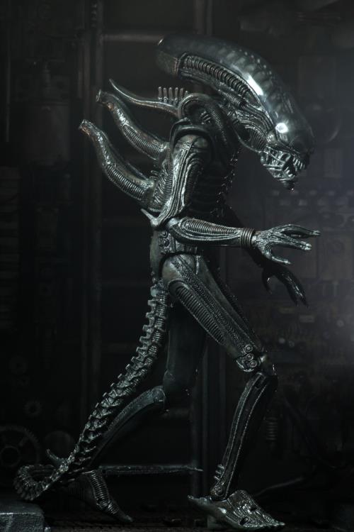 Alien 40th Anniversary Ultimate Big Chap Action Figure Gallery Image 4