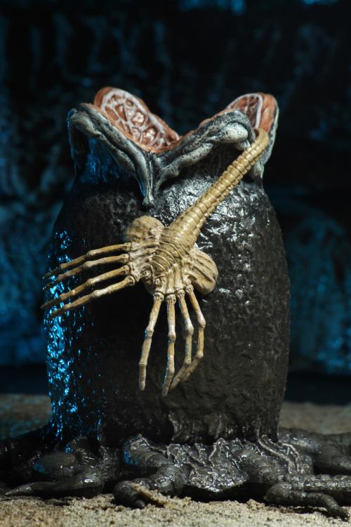 Alien 40th Anniversary Ultimate Big Chap Action Figure Gallery Image 12