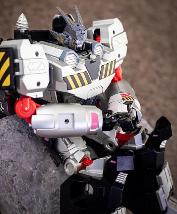 Reformatted R-40 Jaguar With Tyrantron Upgrade Kit Gallery Image 11