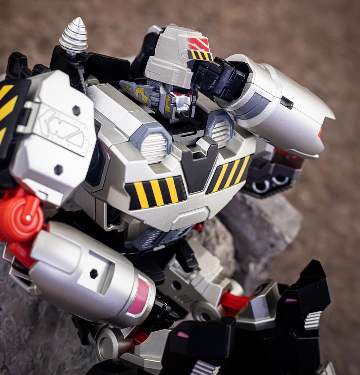 Reformatted R-40 Jaguar With Tyrantron Upgrade Kit Gallery Image 13