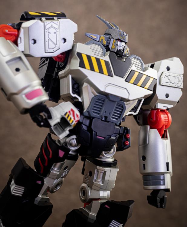 Reformatted R-40 Jaguar With Tyrantron Upgrade Kit Gallery Image 12