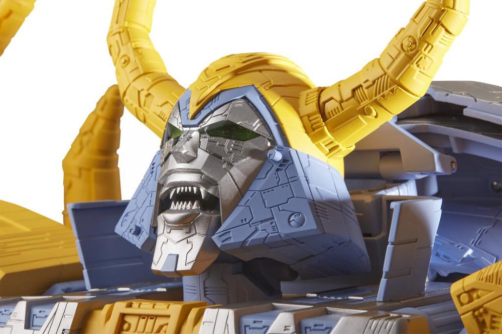 Transformers: War For Cybertron Unicron Gallery Image 4