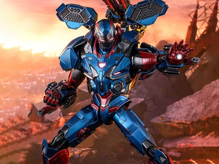 Avengers: Endgame MMS547D34 Iron Patriot 1/6th Scale Collectible Figure Gallery Image 1