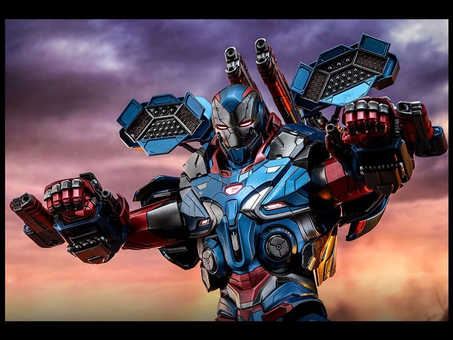 Avengers: Endgame MMS547D34 Iron Patriot 1/6th Scale Collectible Figure Gallery Image 12