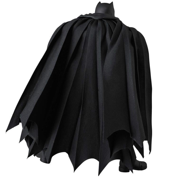 Batman: The Dark Knight Returns MAFEX No.106 Batman Action Figure Gallery Image 7