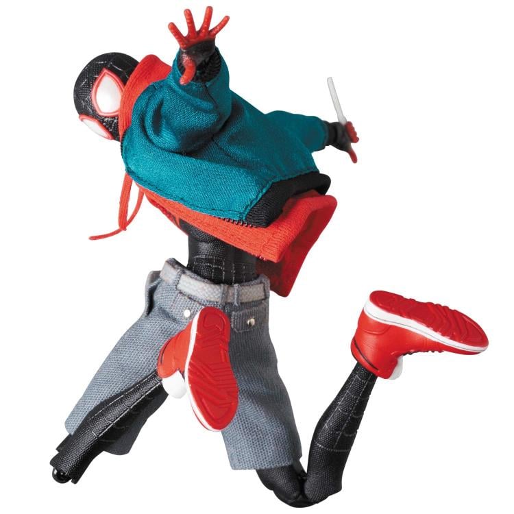 Spider-Man: Into the Spider-Verse MAFEX No.107 Spider-Man Action Figure Gallery Image 10
