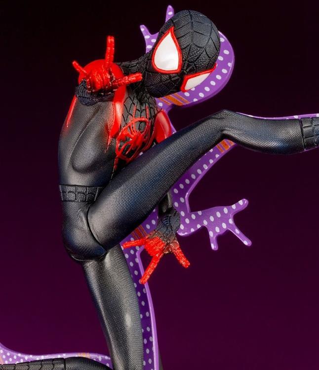 Spider-Man: Into the Spider-Verse ArtFX+ Spider-Man (Hero Suit Ver.) Statue Gallery Image 11