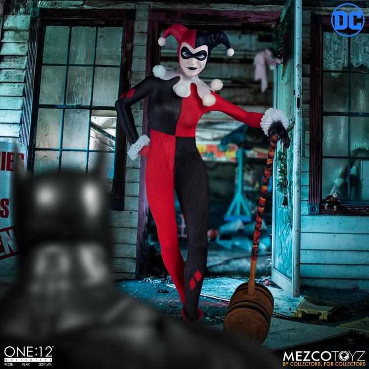 DC Comics One:12 Collective Deluxe Harley Quinn Gallery Image 5