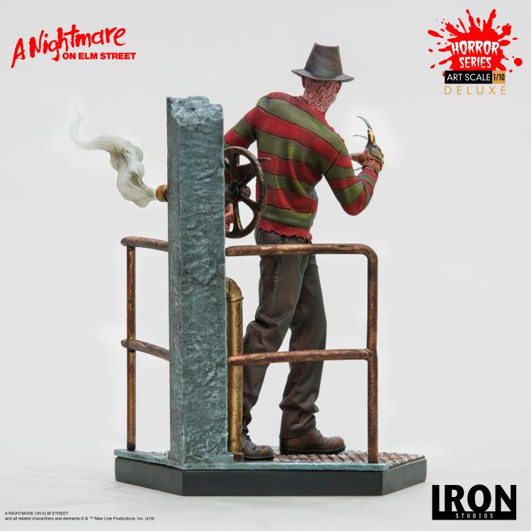 A Nightmare on Elm Street Freddy Krueger 1/10 Deluxe Art Scale Statue Gallery Image 5