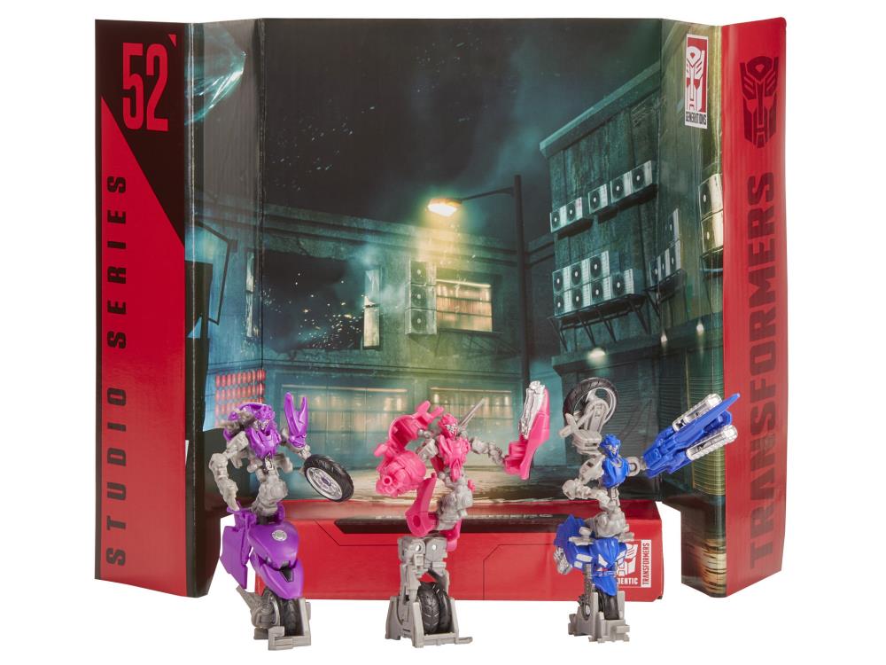 Transformers Studio Series 52 Deluxe Chromia, Arcee, and Elita-1 Gallery Image 8