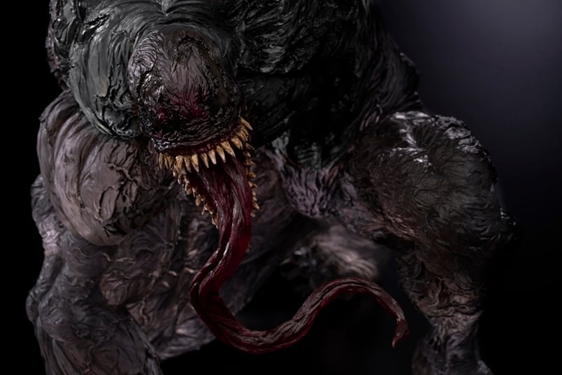 Marvel Sofbinal Venom (Stealth) Gallery Image 12