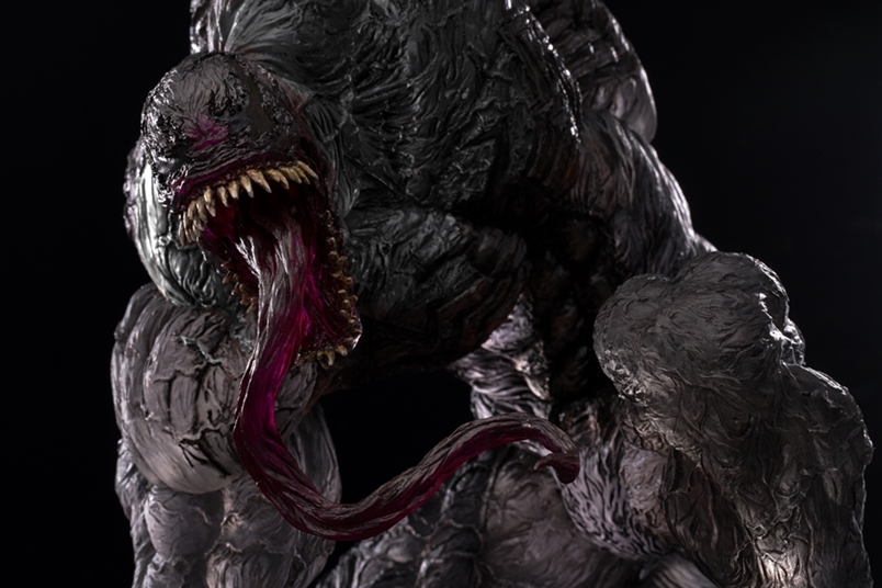 Marvel Sofbinal Venom (Stealth) Gallery Image 13