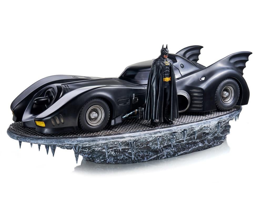 Batman (1989) Batman & Batmobile 1/10 Deluxe Art Scale Limited Edition Statue Gallery Image 10