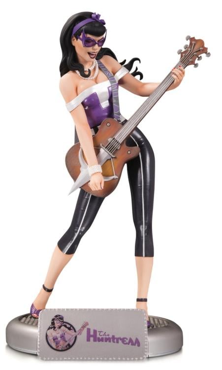 DC Bombshells The Huntress Limited Edition Statue Gallery Image 3