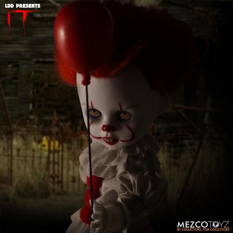 Living Dead Dolls Pennywise (2017) | 10